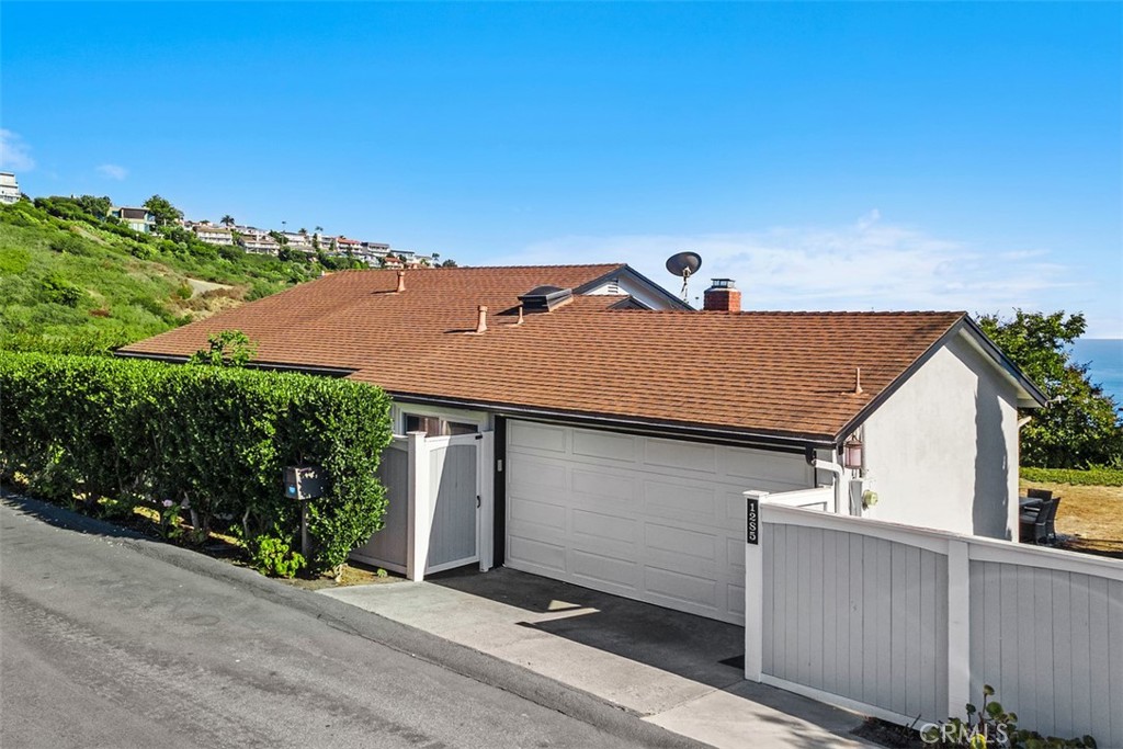 1285 Cortez Avenue, Laguna Beach CA 92651 - photo 2