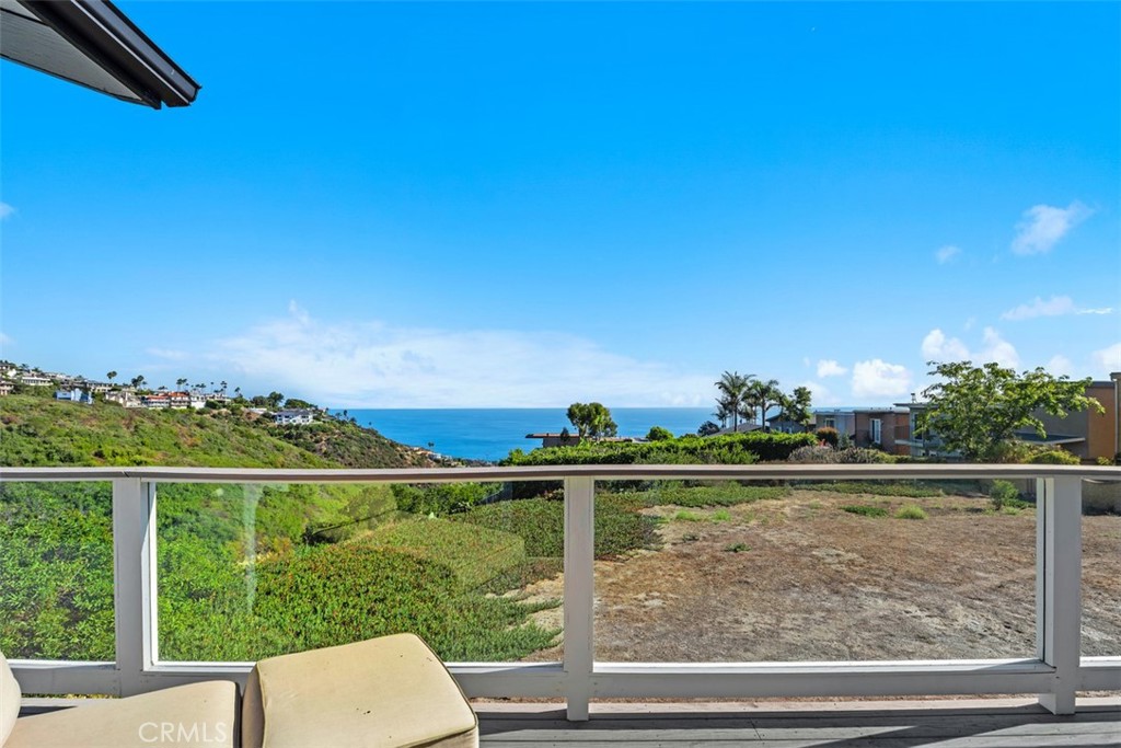 1285 Cortez Avenue, Laguna Beach CA 92651 - photo 25