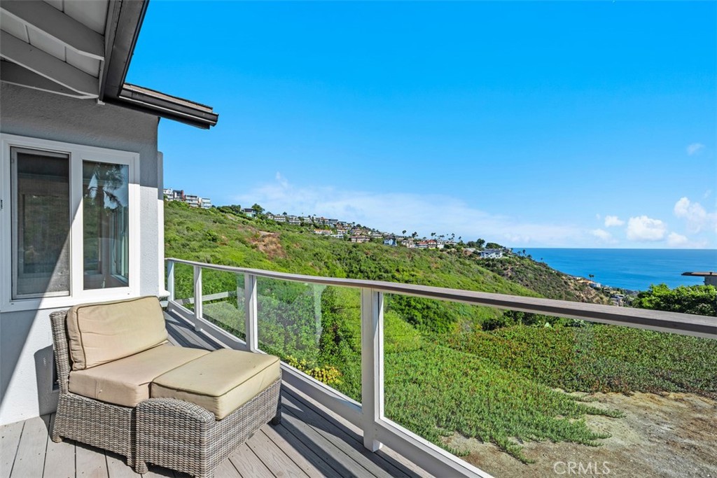 1285 Cortez Avenue, Laguna Beach CA 92651 - photo 26