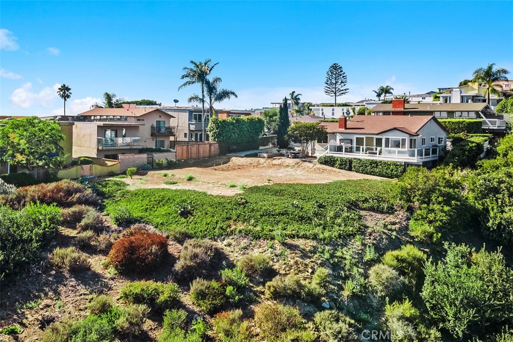 1285 Cortez Avenue, Laguna Beach CA 92651 - photo 9