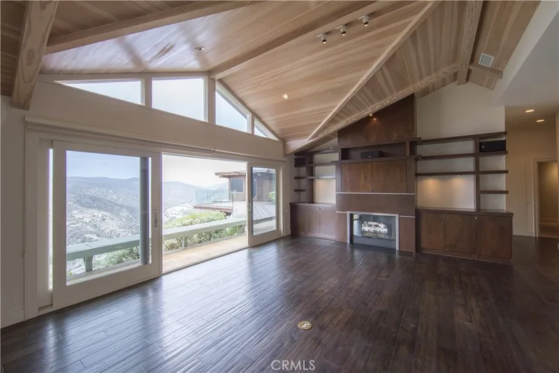 1289 Skyline Drive, Laguna Beach, CA 92651 1289 Skyline Drive, Laguna Beach, CA 92651
