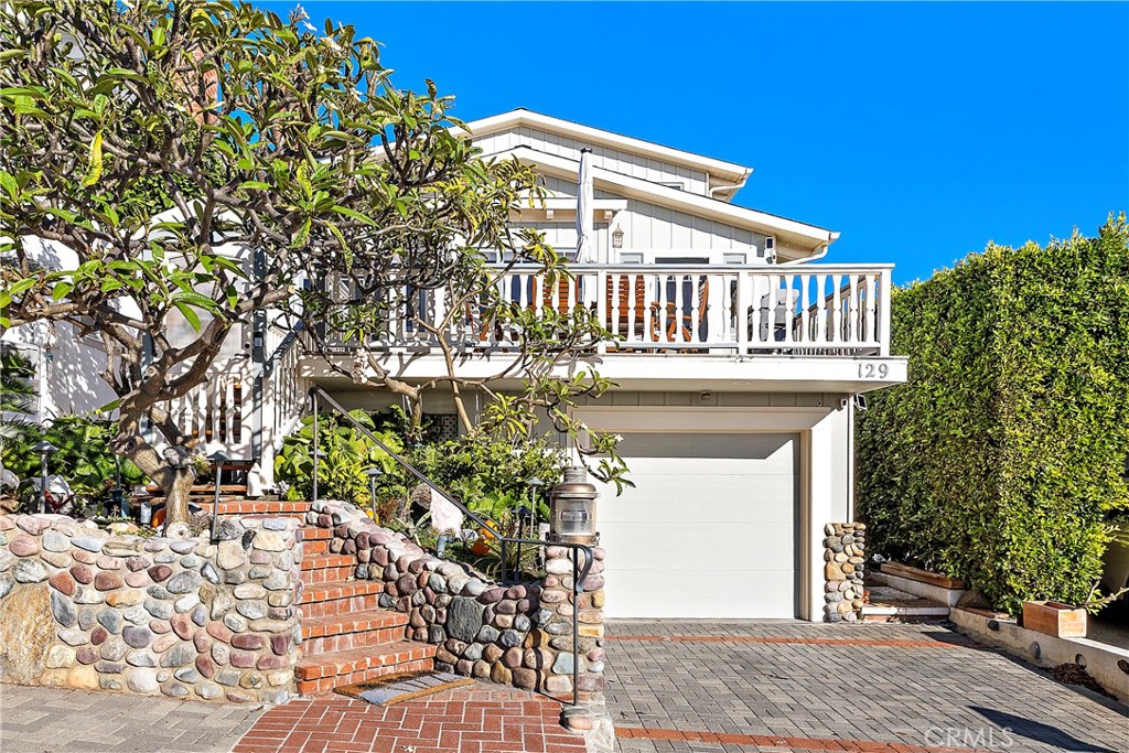 129 SUNSET Terrace, Laguna Beach CA 92651 - photo 2