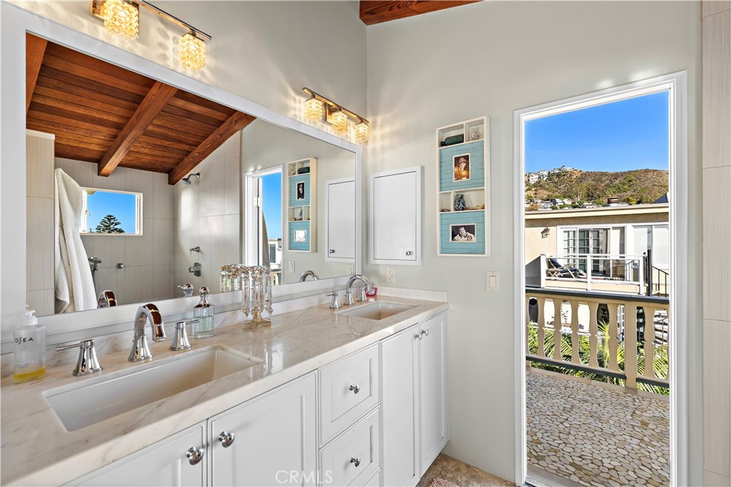 129 SUNSET Terrace, Laguna Beach CA 92651 - photo 14