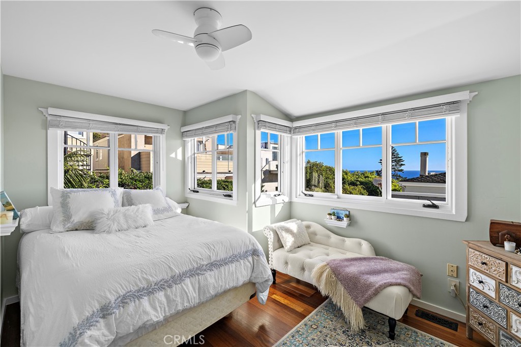 MAIN LEVEL BEDROOM - 129 SUNSET Terrace, Laguna Beach CA 92651 - photo 16