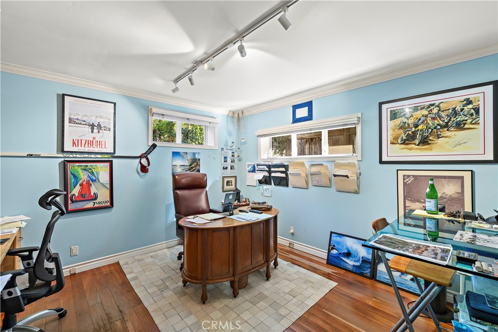 THIRD ROOM OWNER CAN PUT KING BED IN AND RE STAGE - 129 SUNSET Terrace, Laguna Beach CA 92651 - photo 20