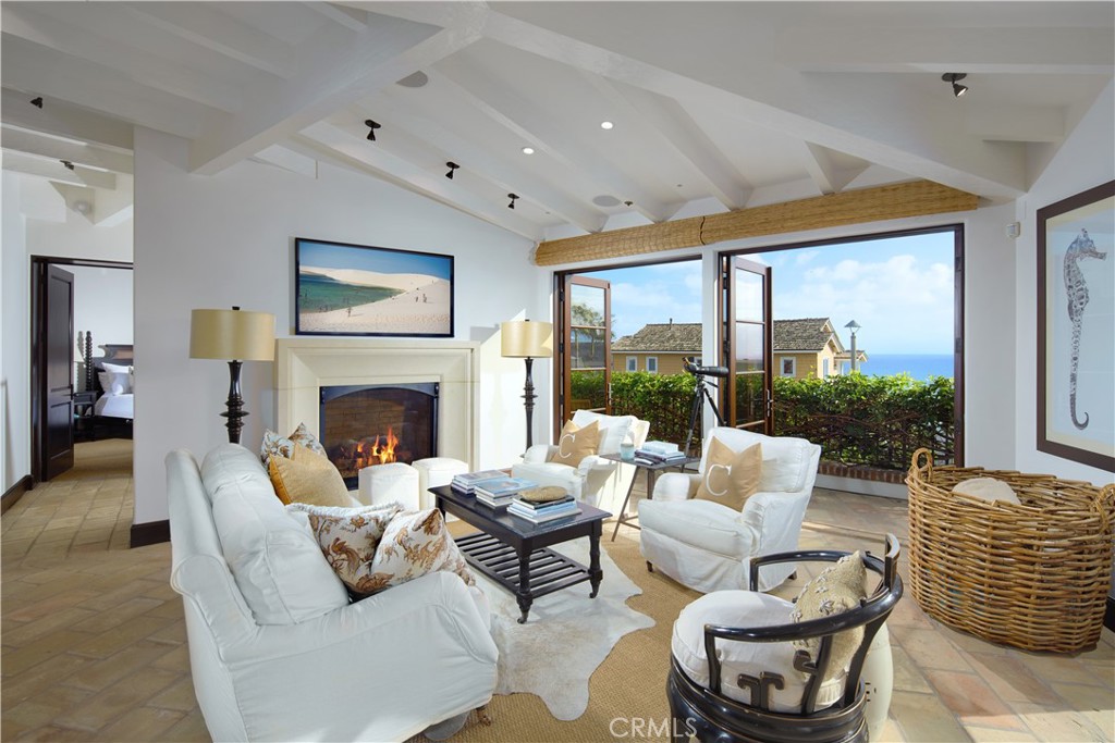 1292 Cliff Drive, Laguna Beach CA 92651 - photo 5