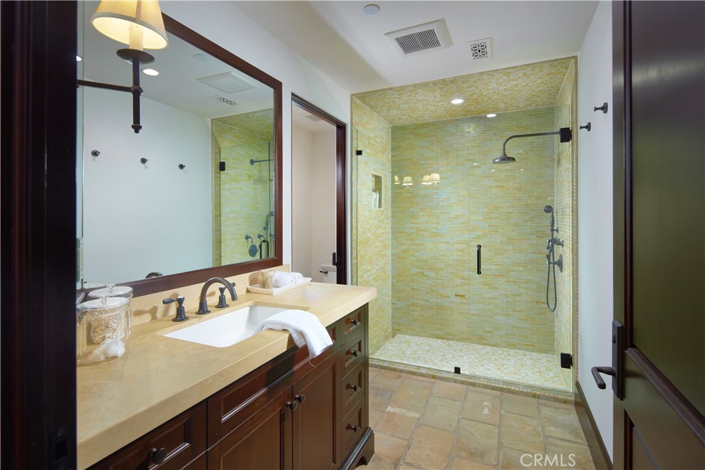 1292 Cliff Drive, Laguna Beach CA 92651 - photo 18
