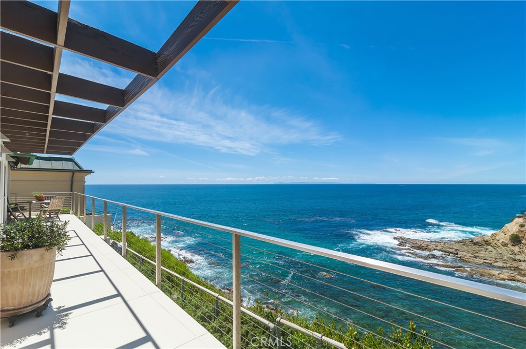 130 Mcknight, Laguna Beach CA 92651 - photo 2