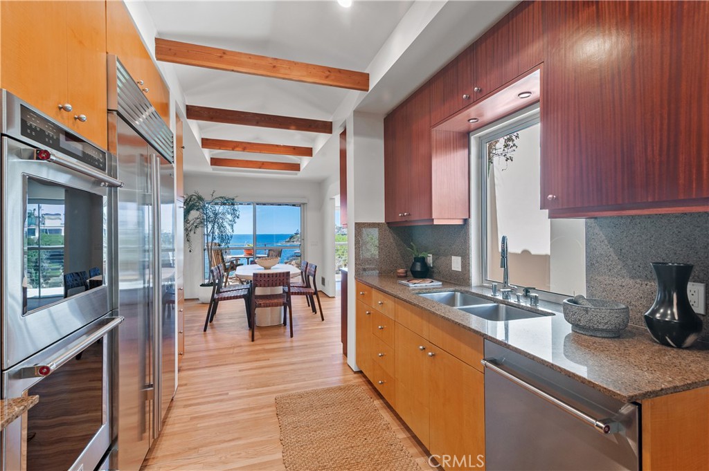 130 Mcknight, Laguna Beach CA 92651 - photo 10