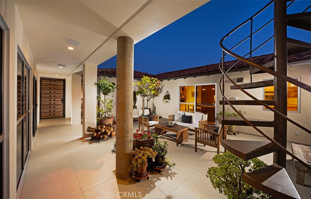 130 Mcknight, Laguna Beach CA 92651 - photo 29