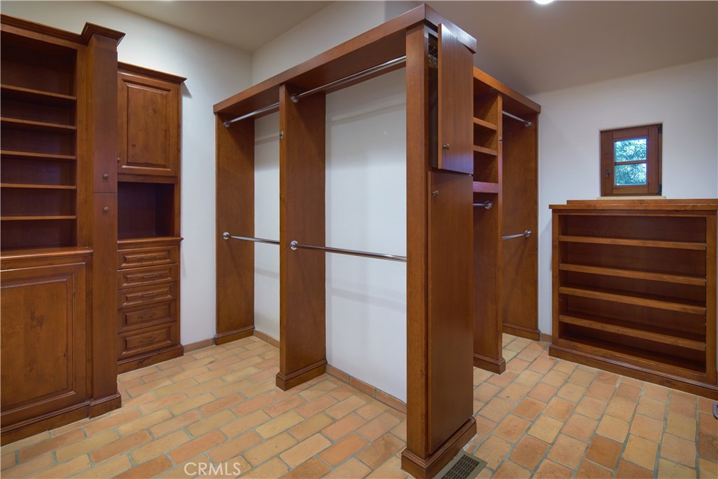 1302 Skyline Drive, Laguna Beach CA 92651 - photo 15