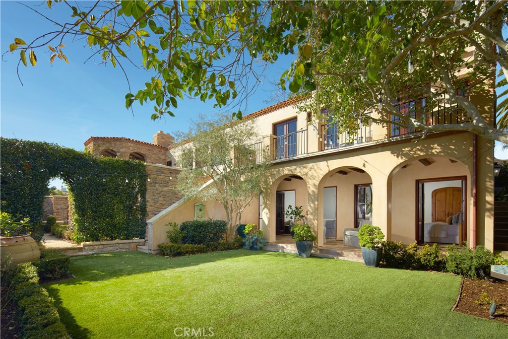 1302 Skyline Drive, Laguna Beach CA 92651 - photo 25