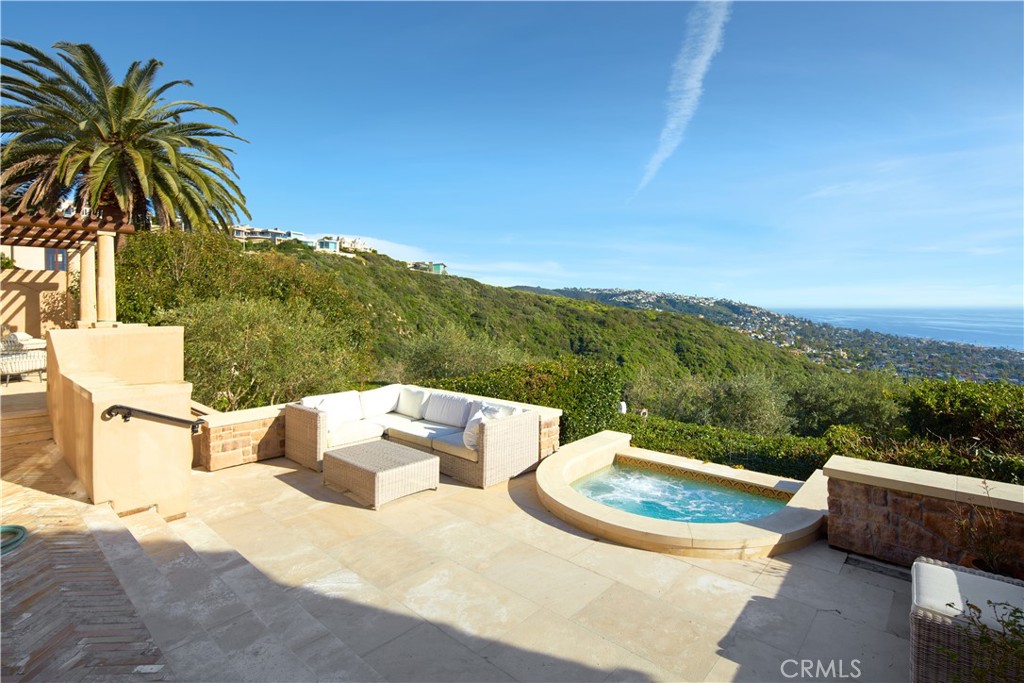 1302 Skyline Drive, Laguna Beach CA 92651 - photo 28