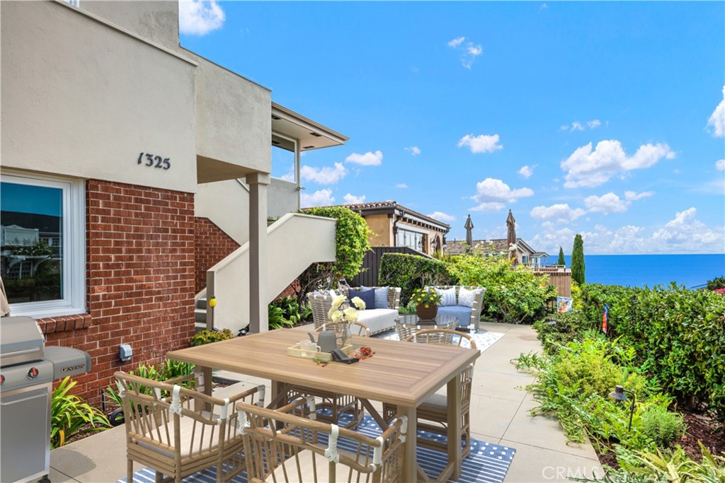 1325 Cliff Drive, Laguna Beach CA 92651 - photo 1