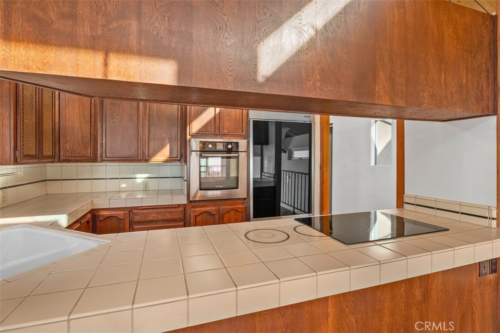 Subzero refrig, Bosch oven and dishwasher - 1325 La Mirada Street, Laguna Beach CA 92651 - photo 17
