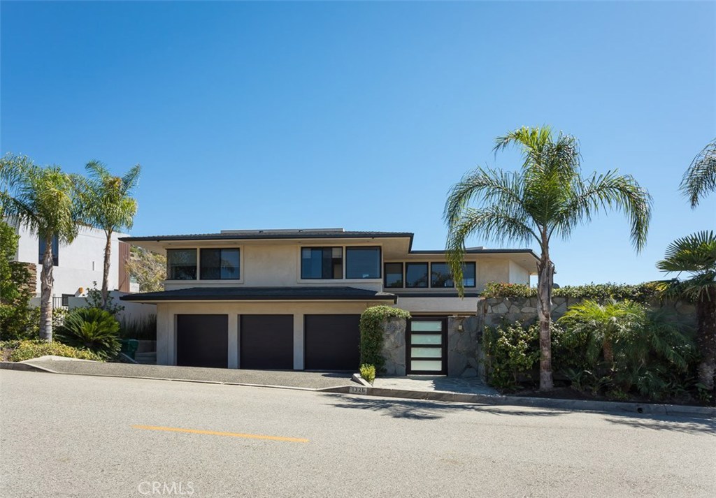 1326 Skyline Drive, Laguna Beach CA 92651 - photo 1