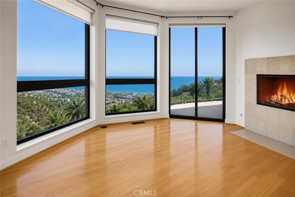 Dining - 1326 Skyline, Laguna Beach CA 92651 - photo 16