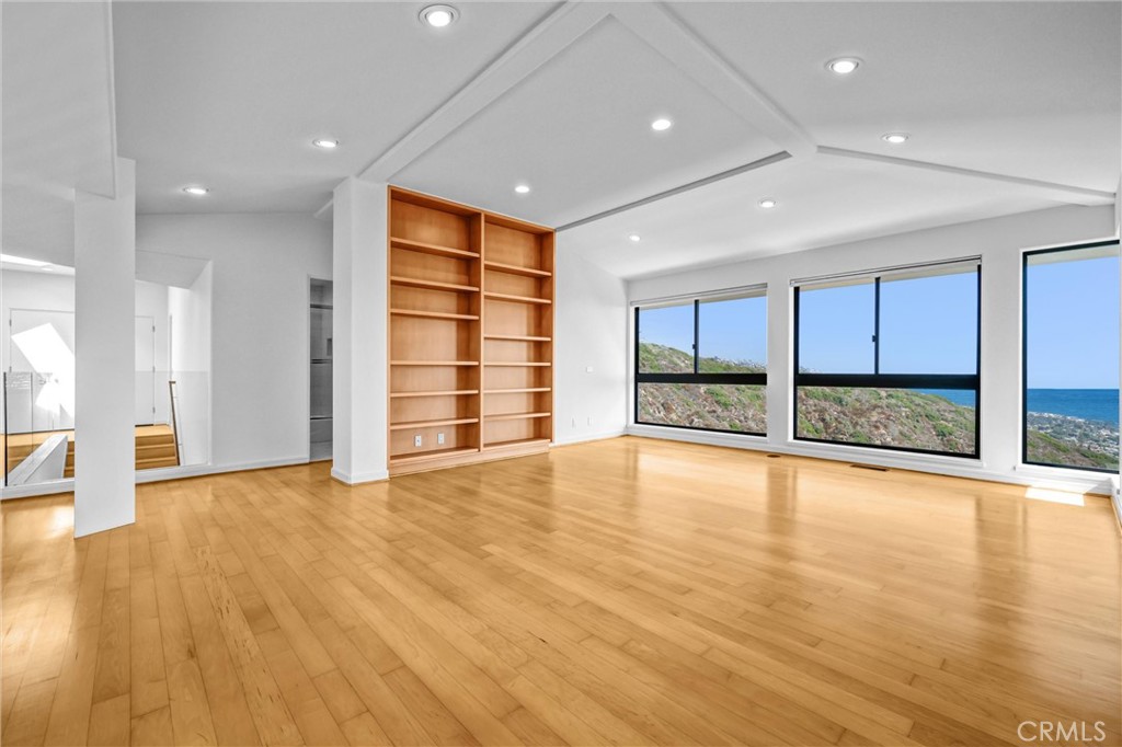 Family Room - 1326 Skyline, Laguna Beach CA 92651 - photo 23