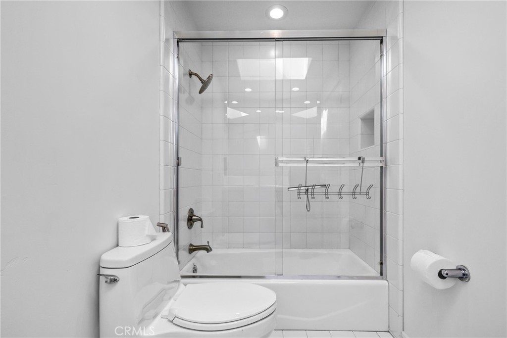1326 Skyline, Laguna Beach CA 92651 - photo 36