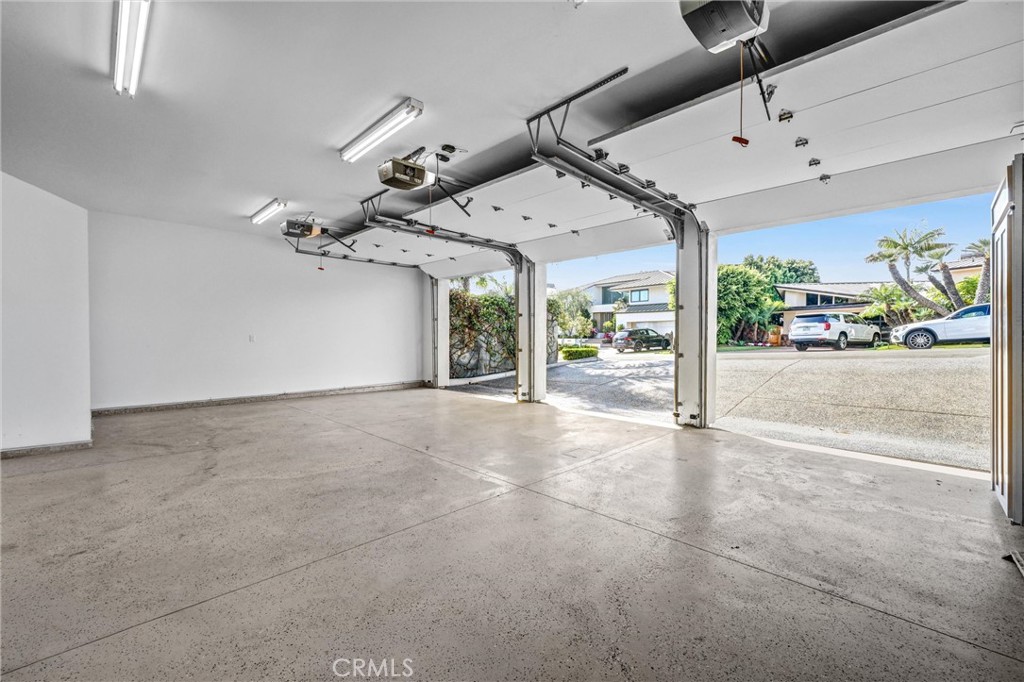 1326 Skyline, Laguna Beach CA 92651 - photo 46
