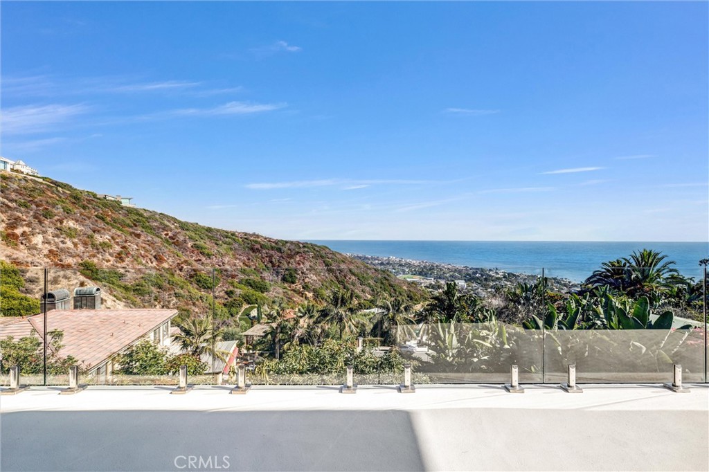 1326 Skyline, Laguna Beach CA 92651 - photo 49