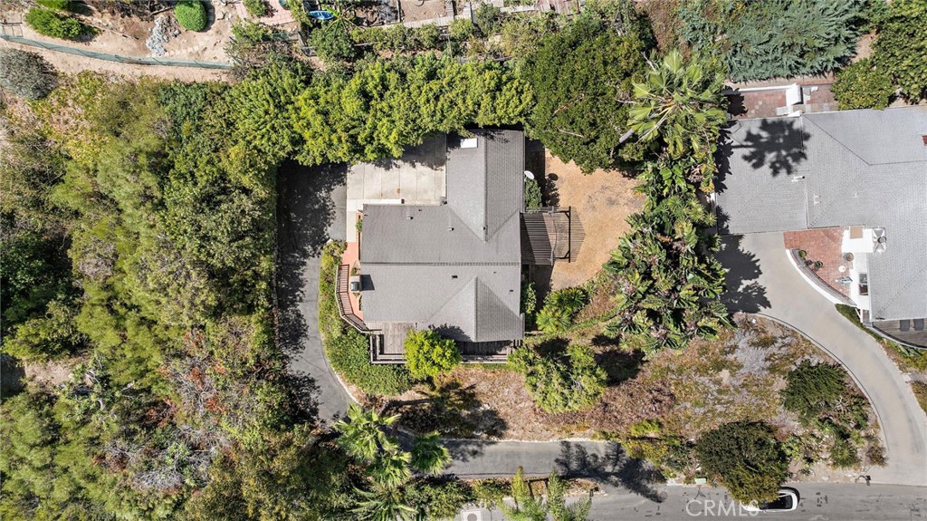 1334 Dunning Drive, Laguna Beach CA 92651 - photo 2