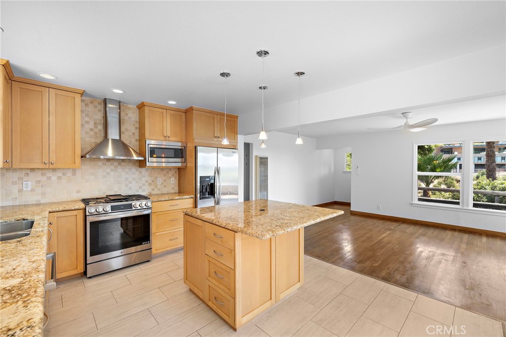 1334 Dunning Drive, Laguna Beach CA 92651 - photo 10
