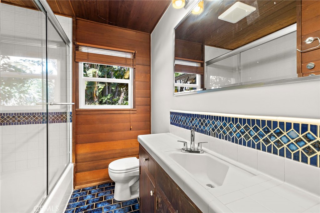 1334 Dunning Drive, Laguna Beach CA 92651 - photo 18