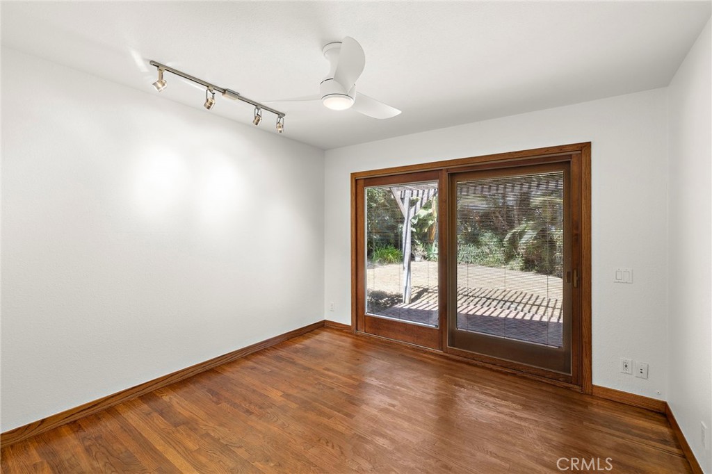 1334 Dunning Drive, Laguna Beach CA 92651 - photo 19