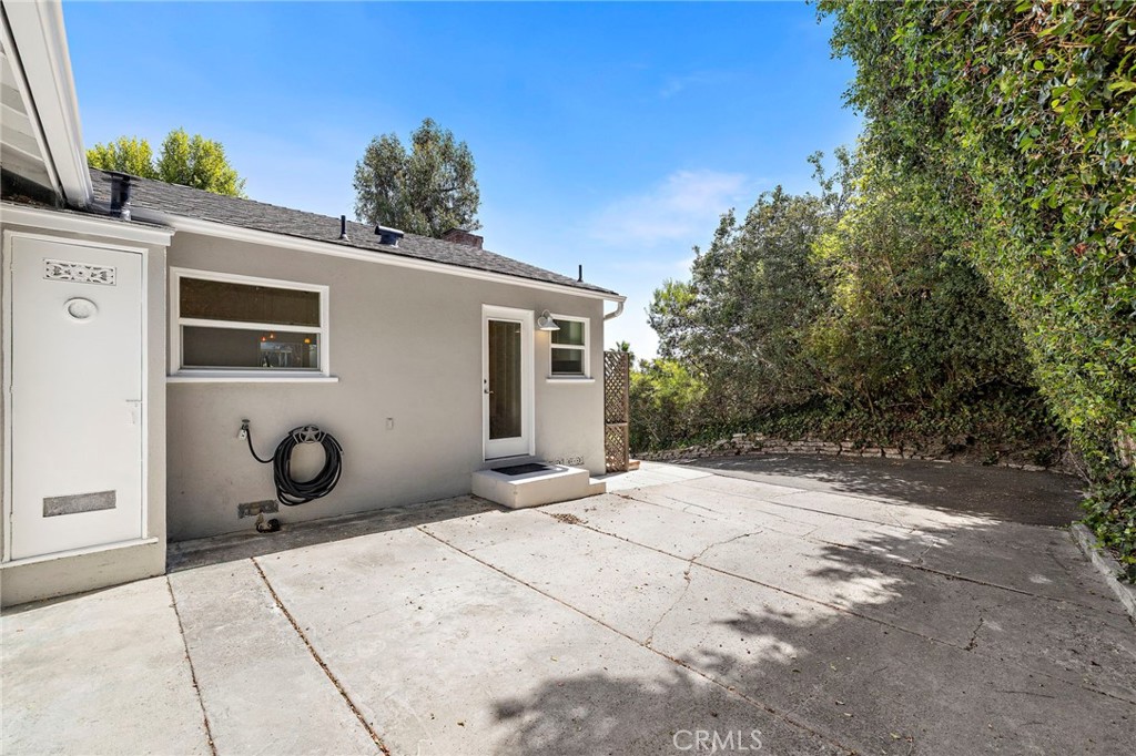 1334 Dunning Drive, Laguna Beach CA 92651 - photo 22