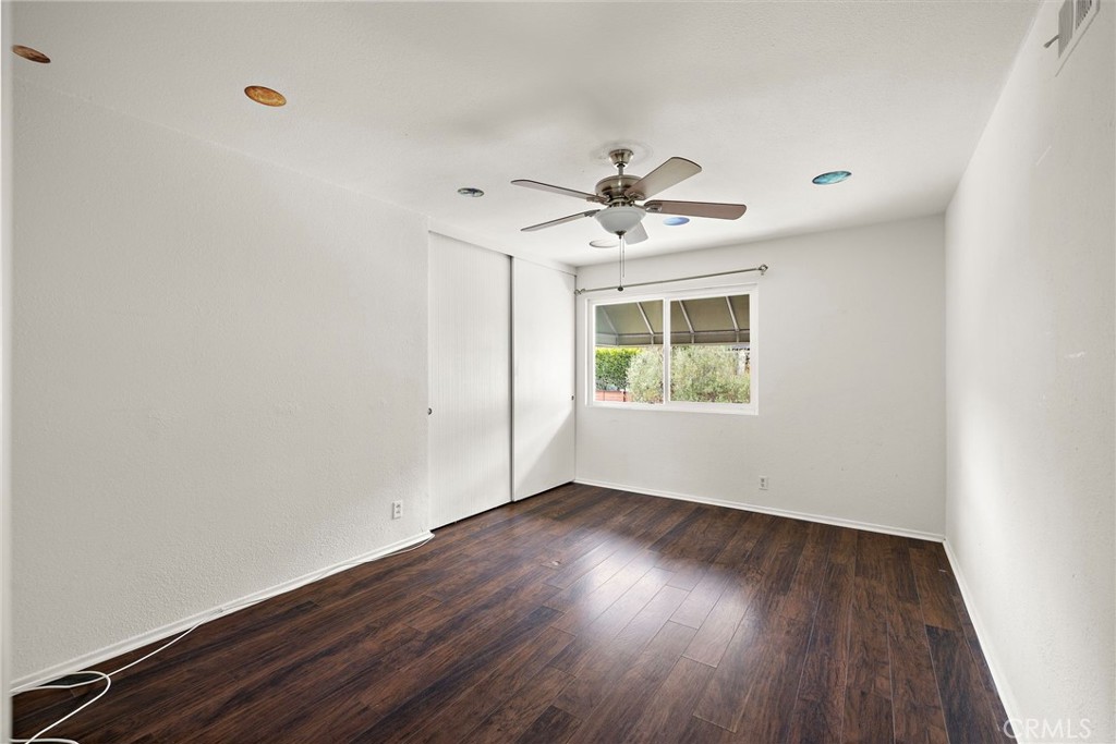 Guest bedroom 1 - 1337 Terrace Way, Laguna Beach CA 92651 - photo 17