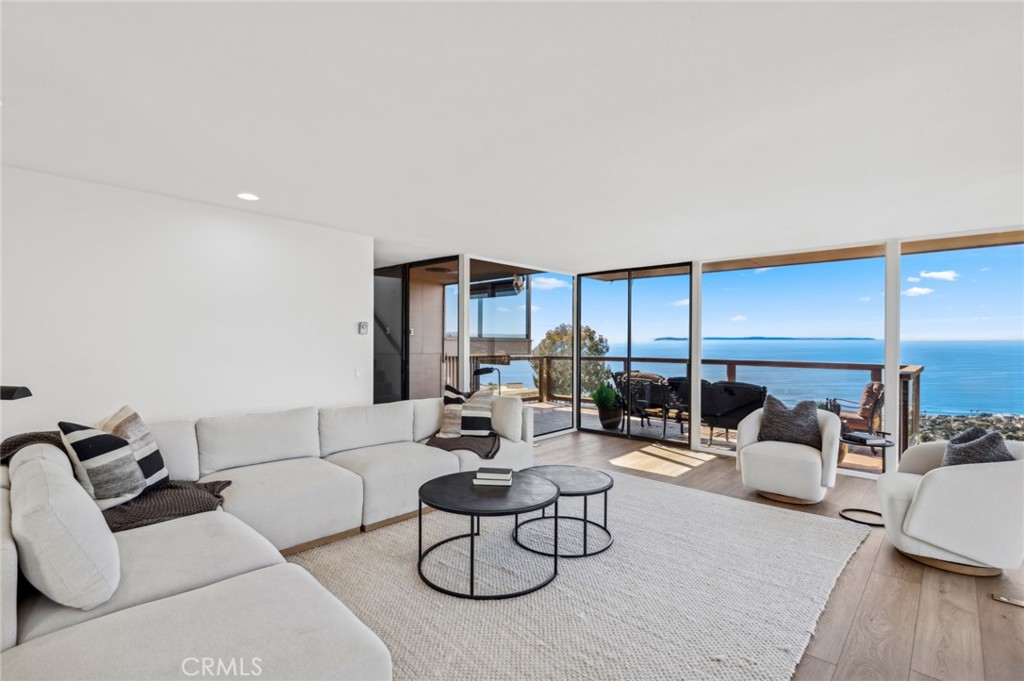 1339 La Mirada Street, Laguna Beach CA 92651 - photo 3