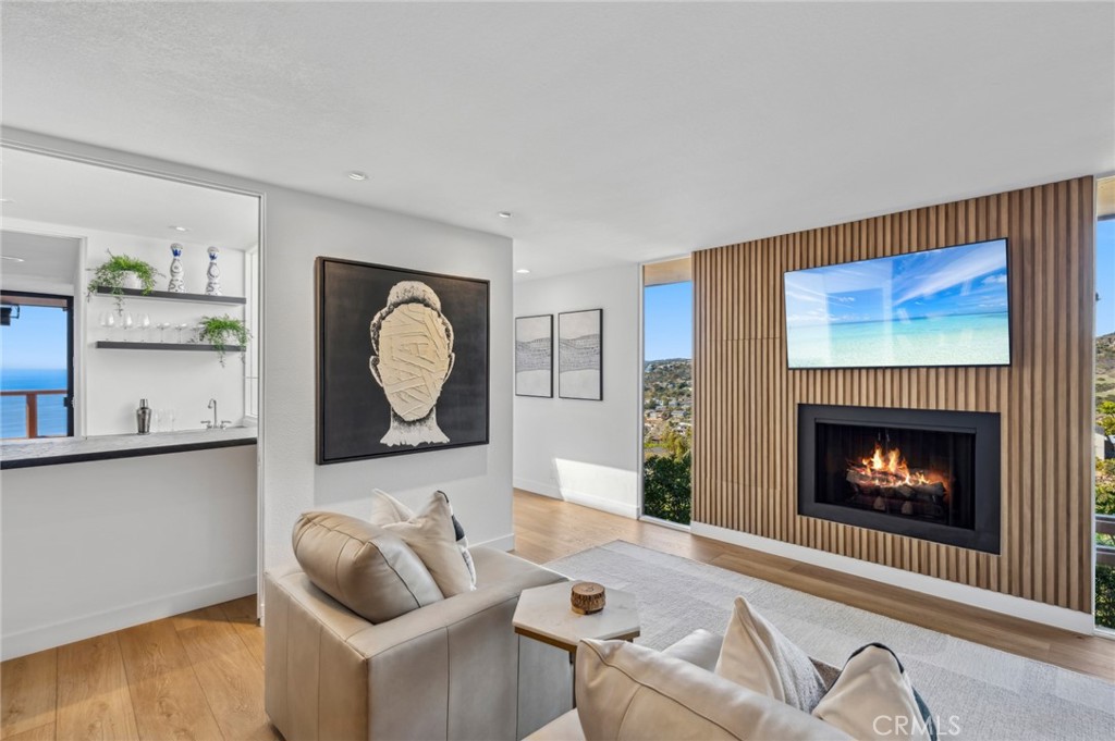 1339 La Mirada Street, Laguna Beach CA 92651 - photo 5