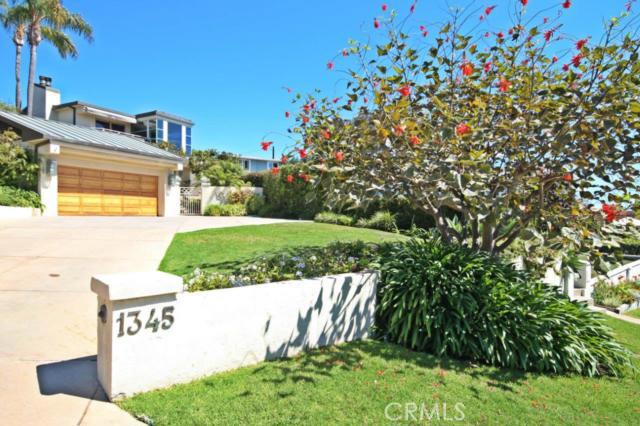 Home just oozes curb appeal! - 1345 Cliff Drive, Laguna Beach CA 92651 - photo 1