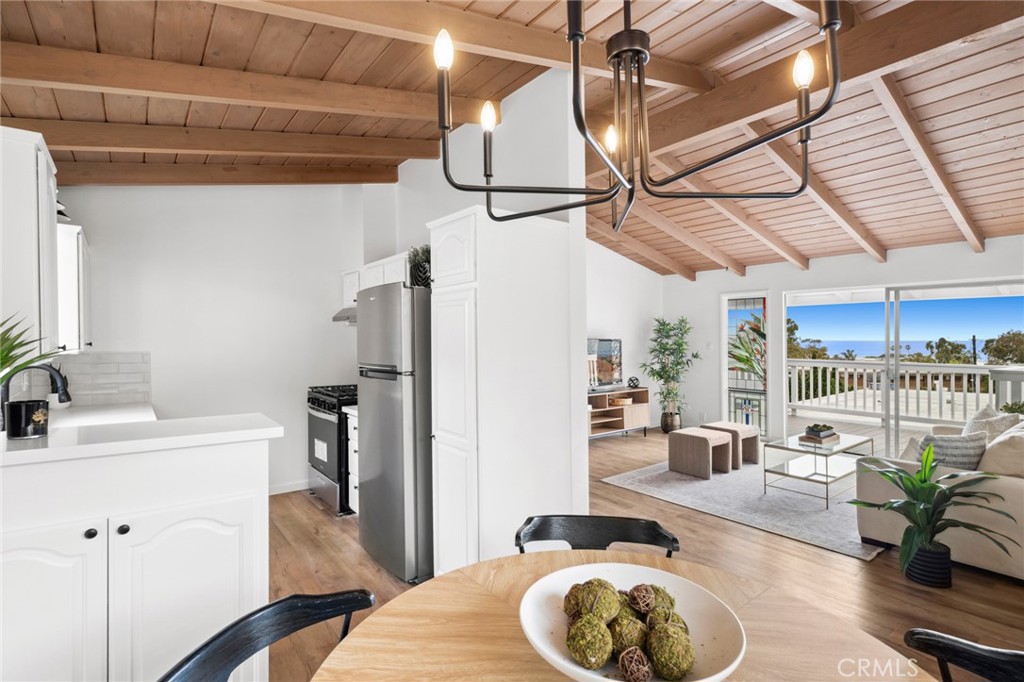 135 High Drive, Laguna Beach CA 92651 - photo 1