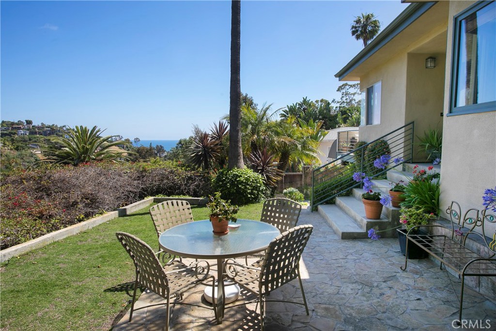 1350 Dunning Drive, Laguna Beach CA 92651 - photo 1