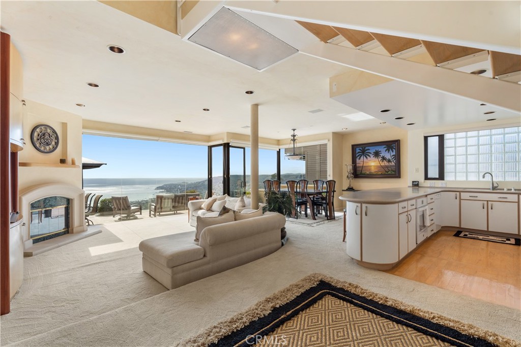 1351 La Mirada, Laguna Beach CA 92651 - photo 13