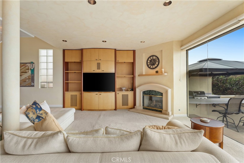1351 La Mirada, Laguna Beach CA 92651 - photo 23