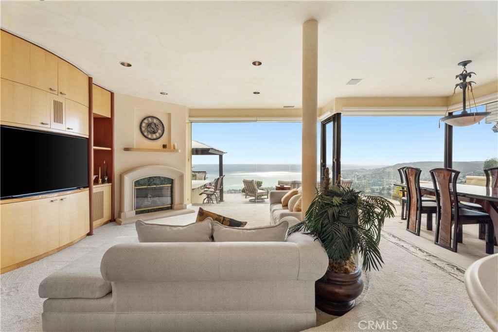 1351 La Mirada, Laguna Beach CA 92651 - photo 24