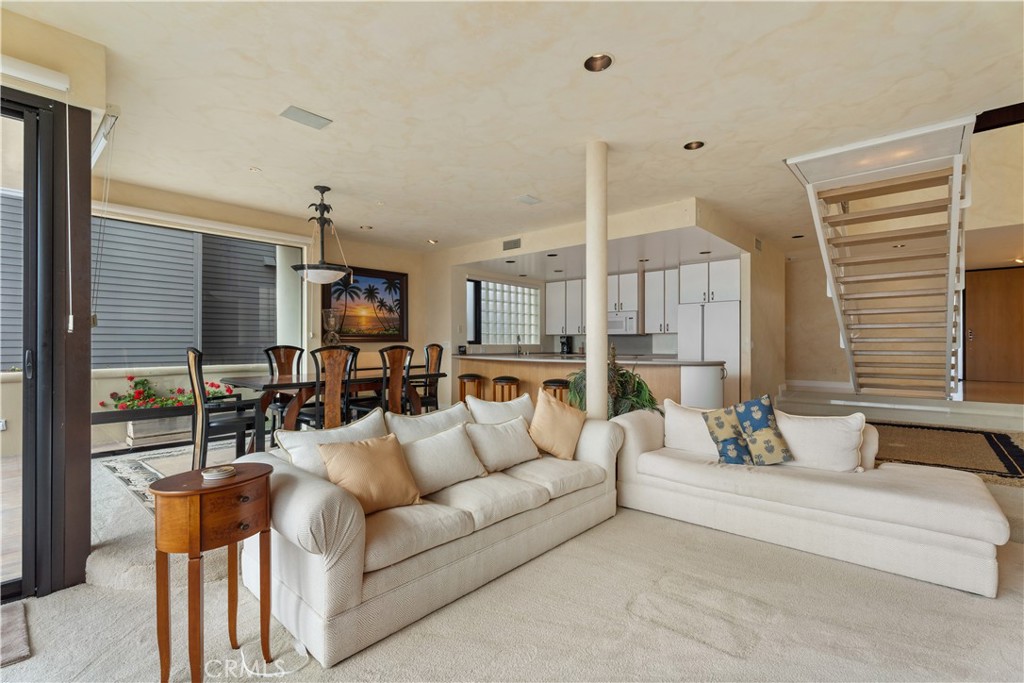 1351 La Mirada, Laguna Beach CA 92651 - photo 28