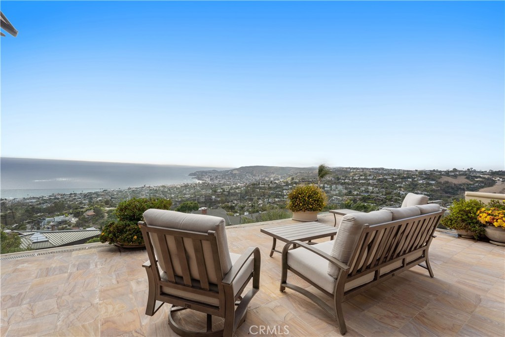 1351 La Mirada, Laguna Beach CA 92651 - photo 40