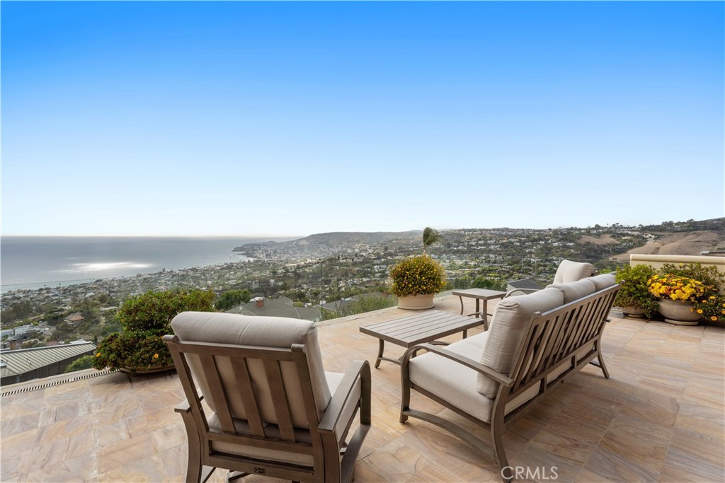 1351 La Mirada, Laguna Beach CA 92651 - photo 43