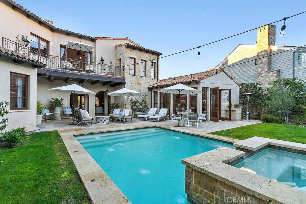 136 EMERALD BAY, Laguna Beach CA 92651 - photo 2