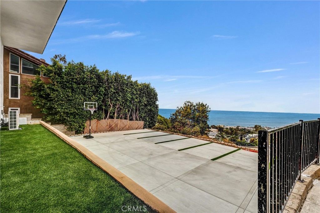 1360 Baja Street A, Laguna Beach CA 92651 - photo 3