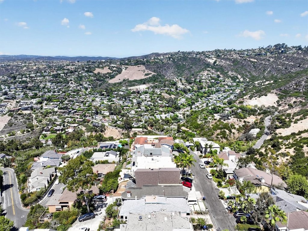 1361 La Mirada, Laguna Beach CA 92651 - photo 5