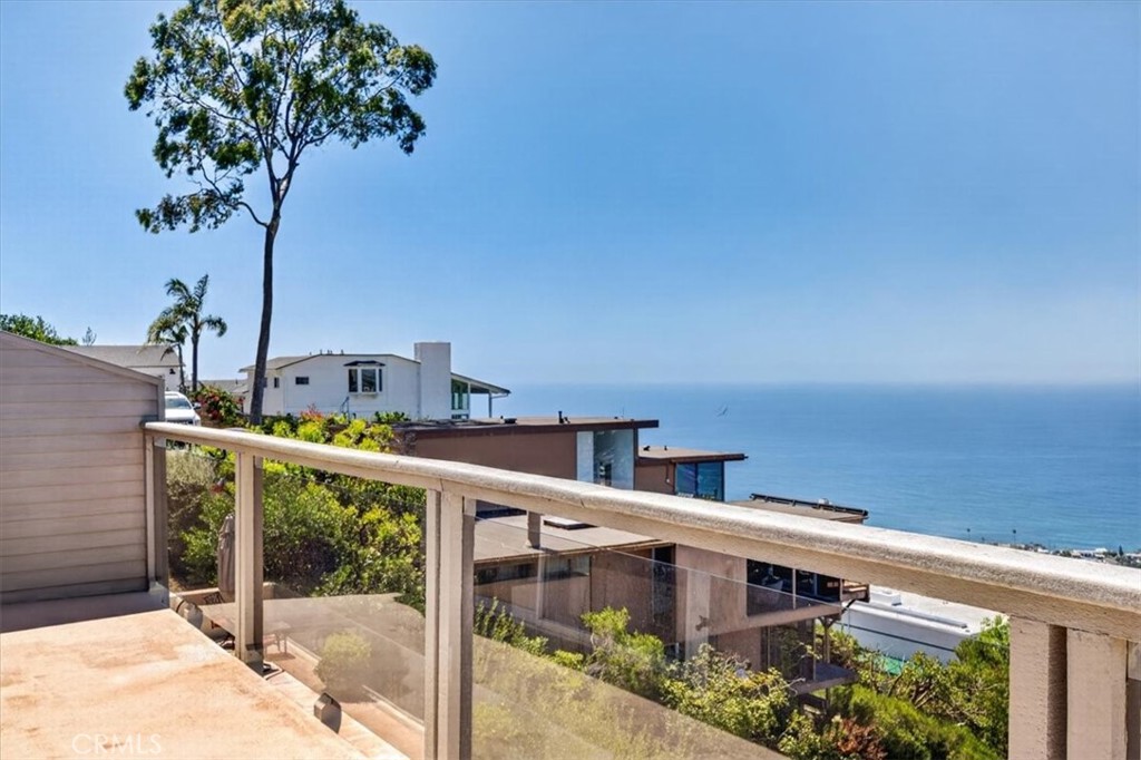 1361 La Mirada, Laguna Beach CA 92651 - photo 12