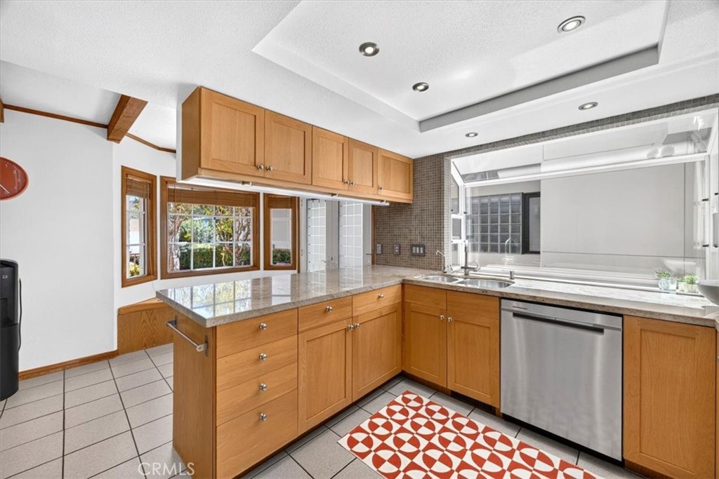 1361 La Mirada, Laguna Beach CA 92651 - photo 24