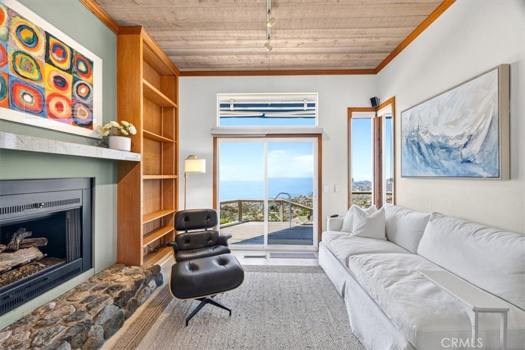 1361 La Mirada, Laguna Beach CA 92651 - photo 38