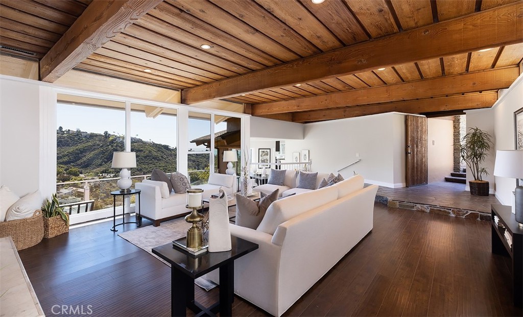 1363 Morningside Drive, Laguna Beach CA 92651 - photo 1