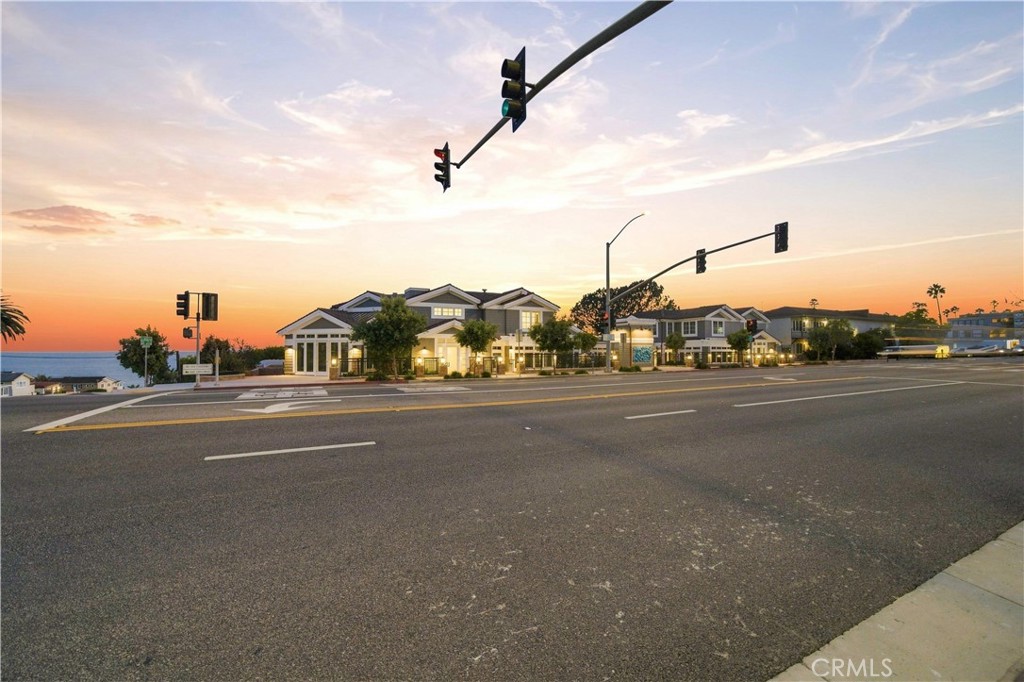 1367 N Coast Highway, Laguna Beach CA 92651 - photo 11